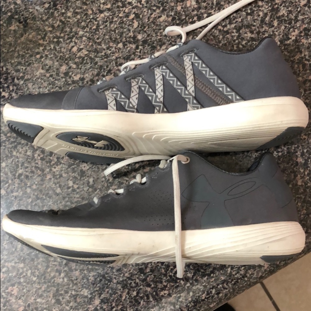 UA gray training shoes